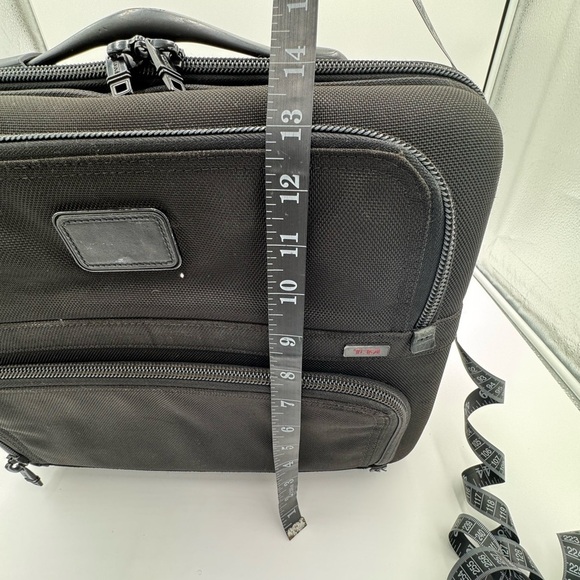 Tumi Alpha 26124DH Rolling Carry On Luggage , Laptop Briefcase Ballistic - Picture 12 of 12
